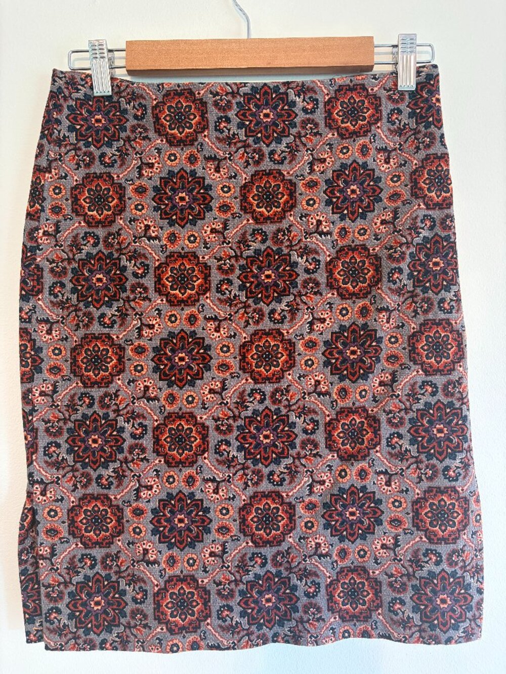 LOFT Geometric Floral Pencil Skirt